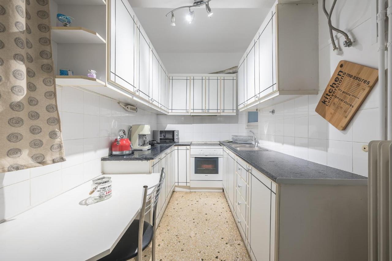 Boutique Acropolis Apartment By Cloudkeys - Just 5 Minutes Walk To Acropolis Museum Athens Luaran gambar